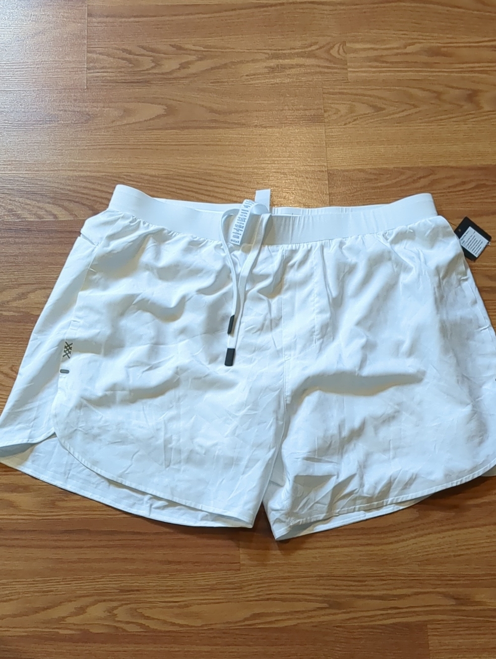Rhone NWT Extra Mile Short 5" Lined White Gym Running Training Men Size XL